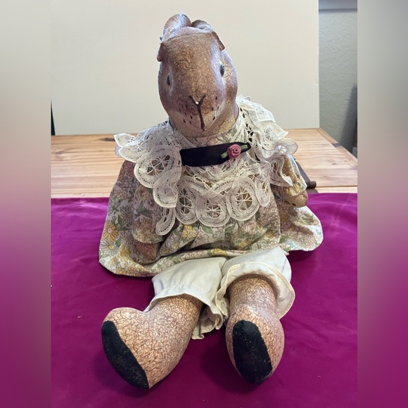 Hand Painted Judy Wachlin Stuffed Adorable Bunny Doll Folk Art 17” RARE - Picture 6 of 13